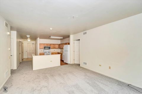 Tiny photo for 6710 S Keating Avenue #103, Chicago, IL 60629 (MLS # 12451354)