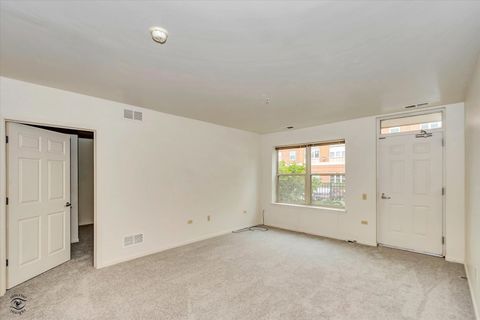 Tiny photo for 6710 S Keating Avenue #103, Chicago, IL 60629 (MLS # 12451354)