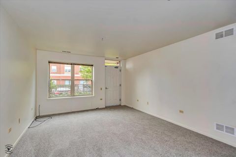 Tiny photo for 6710 S Keating Avenue #103, Chicago, IL 60629 (MLS # 12451354)