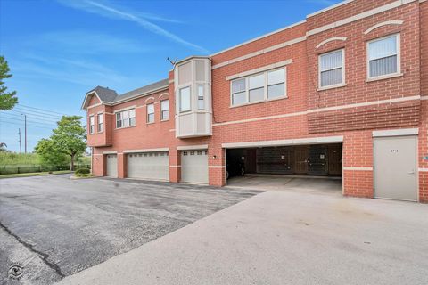 Tiny photo for 6710 S Keating Avenue #103, Chicago, IL 60629 (MLS # 12451354)