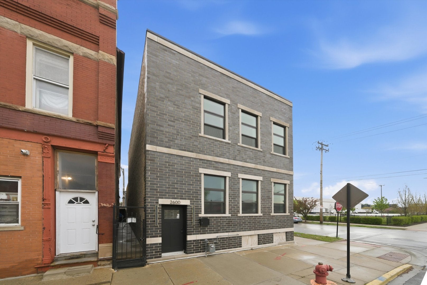 2600 W 25th Street