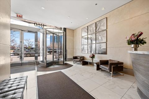 Tiny photo for 1160 S MICHIGAN Avenue #906, Chicago, IL 60605 (MLS # 12601108)