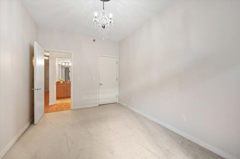 Tiny photo for 1160 S MICHIGAN Avenue #906, Chicago, IL 60605 (MLS # 12601108)