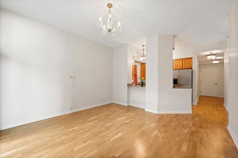 Tiny photo for 1160 S MICHIGAN Avenue #906, Chicago, IL 60605 (MLS # 12601108)