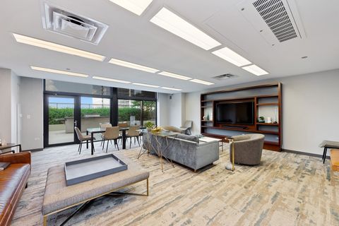 Tiny photo for 1160 S MICHIGAN Avenue #906, Chicago, IL 60605 (MLS # 12601108)