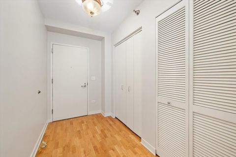 Tiny photo for 1160 S MICHIGAN Avenue #906, Chicago, IL 60605 (MLS # 12601108)