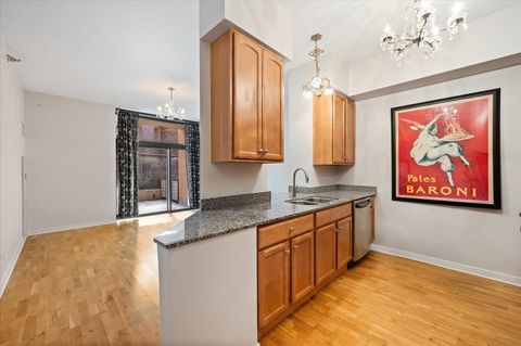 Tiny photo for 1160 S MICHIGAN Avenue #906, Chicago, IL 60605 (MLS # 12601108)