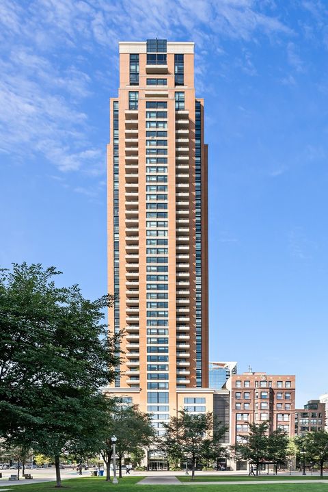 Photo of 1160 S MICHIGAN Avenue #906, Chicago, IL 60605 (MLS # 12601108)