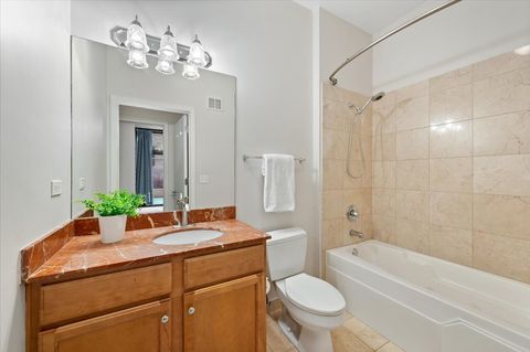 Tiny photo for 1160 S MICHIGAN Avenue #906, Chicago, IL 60605 (MLS # 12601108)
