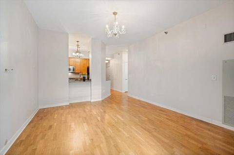 Tiny photo for 1160 S MICHIGAN Avenue #906, Chicago, IL 60605 (MLS # 12601108)