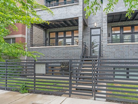 Tiny photo for 1707 S Jefferson Street #1, Chicago, IL 60616 (MLS # 12495141)