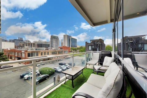 Tiny photo for 367 W Locust Street #305, Chicago, IL 60610 (MLS # 12795706)