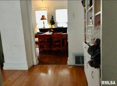 Tiny photo for 504 W MILL Street, Carbondale, IL 62901 (MLS # 12584056)