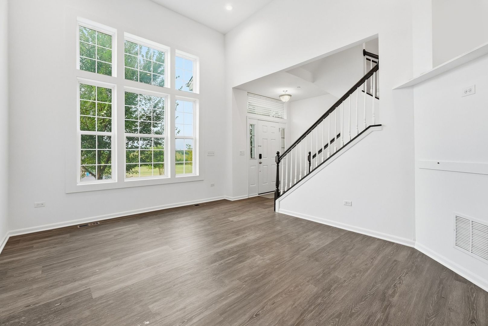13903 S Belmont Drive