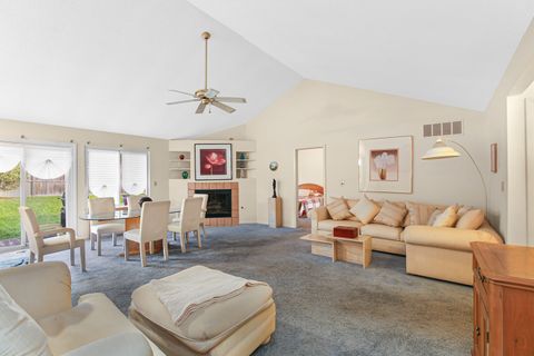 Tiny photo for 140 Rockhurst Road, Bolingbrook, IL 60440 (MLS # 12505511)