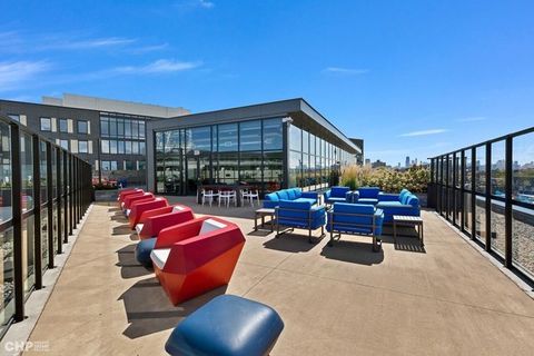 Tiny photo for 1025 W Addison Street #509, Chicago, IL 60613 (MLS # 12504668)