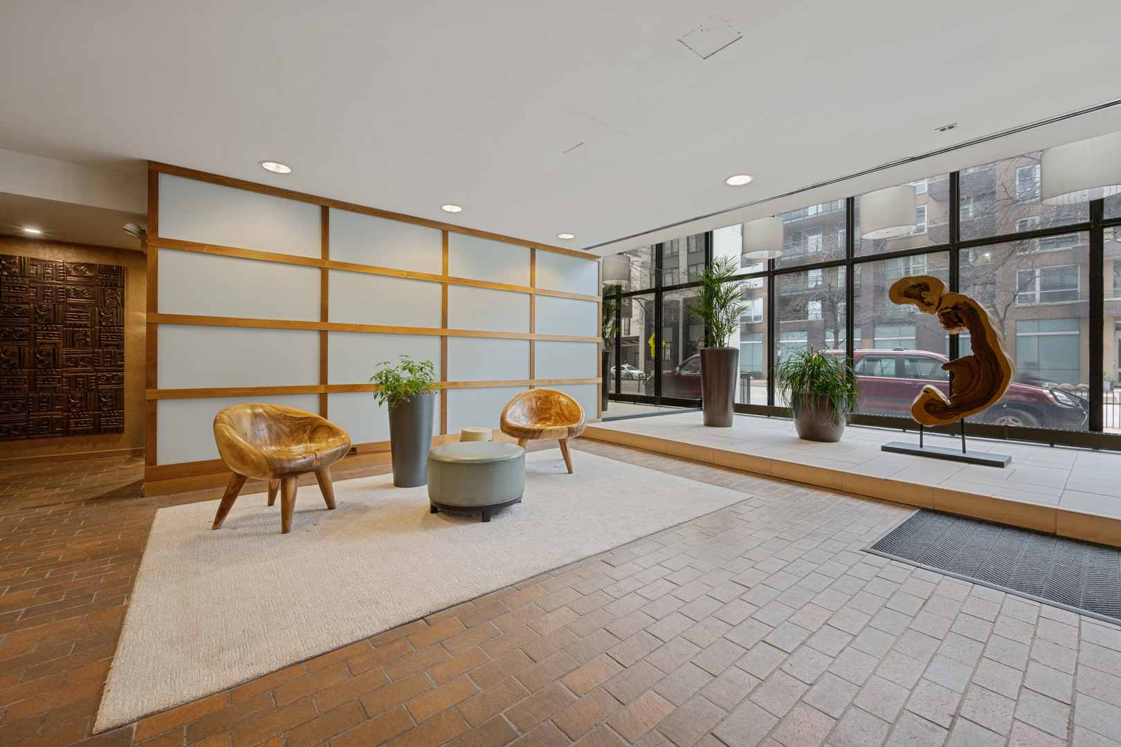 5445 N Sheridan Road 415