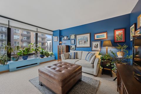 Tiny photo for 5445 N Sheridan Road #415, Chicago, IL 60640 (MLS # 12557758)