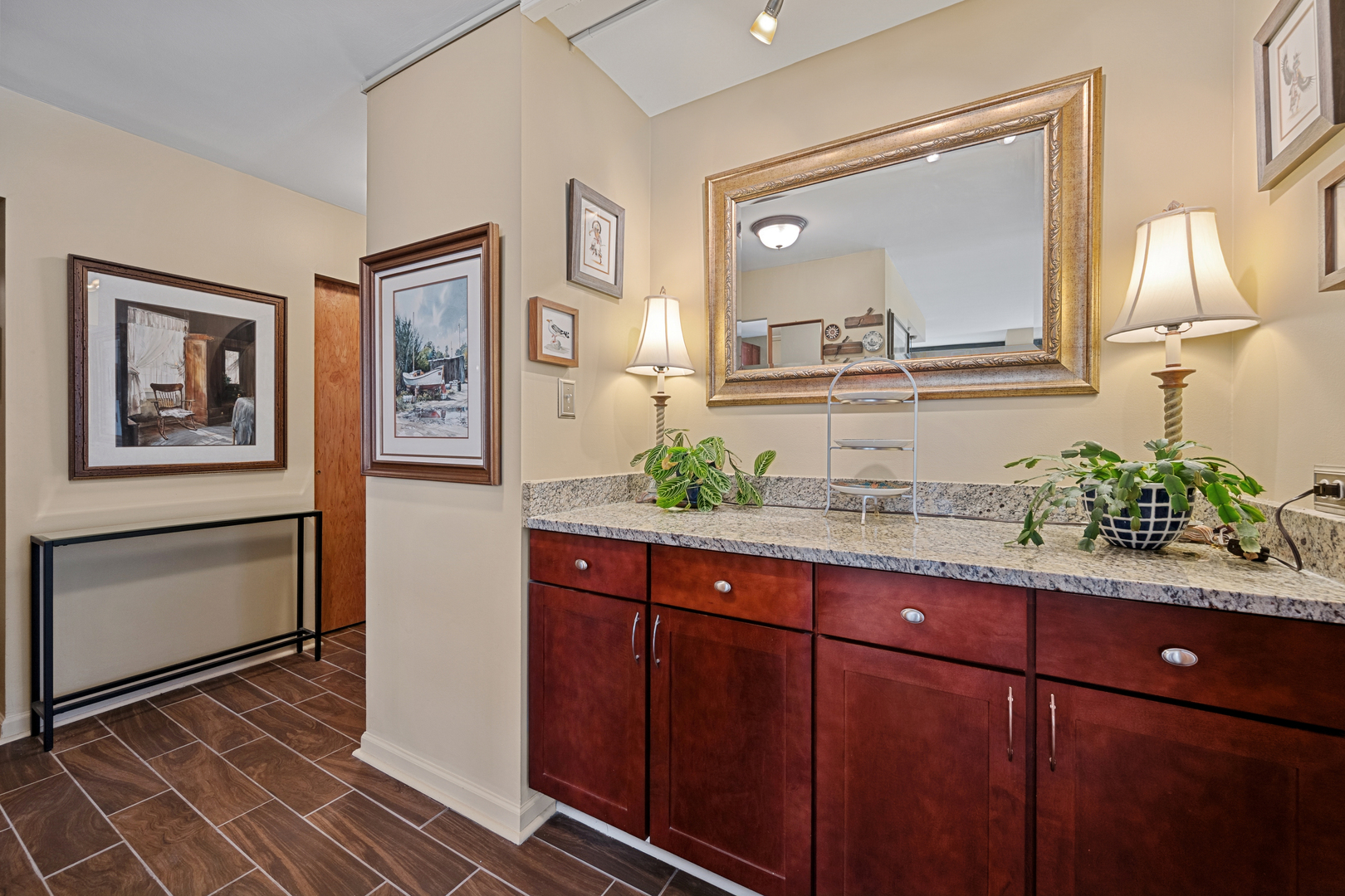 5445 N Sheridan Road 415