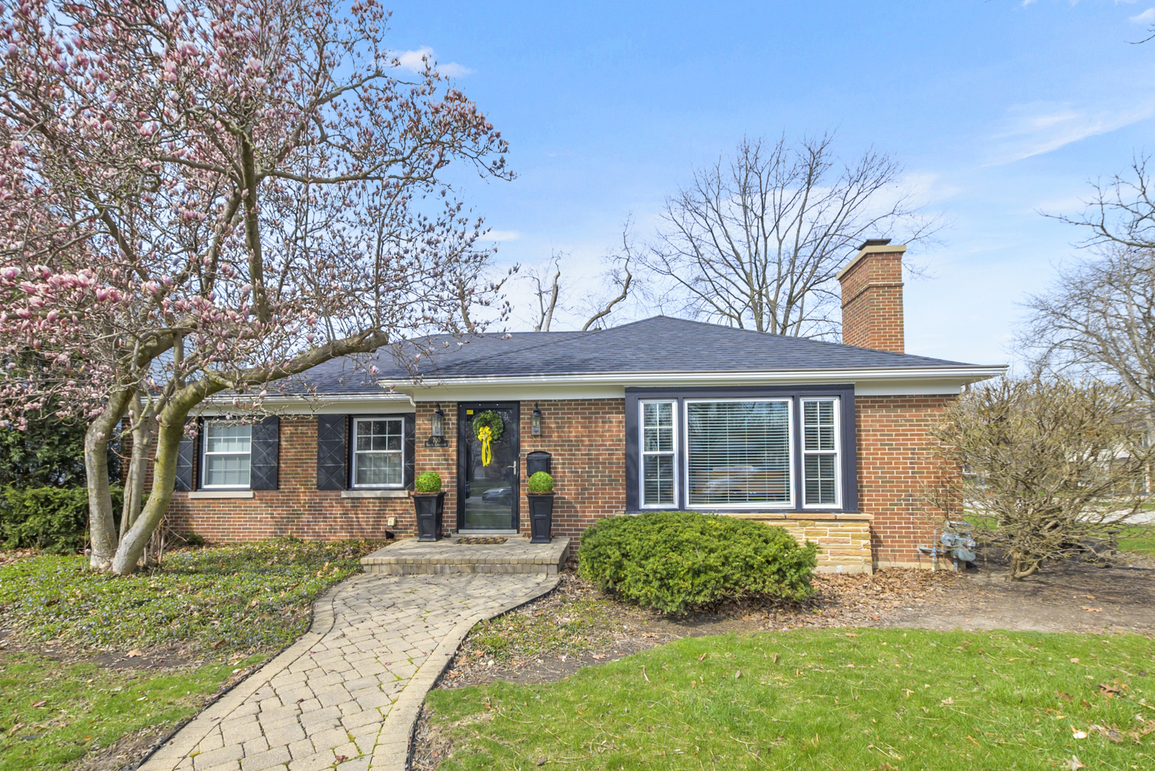 700 S Catherine Avenue