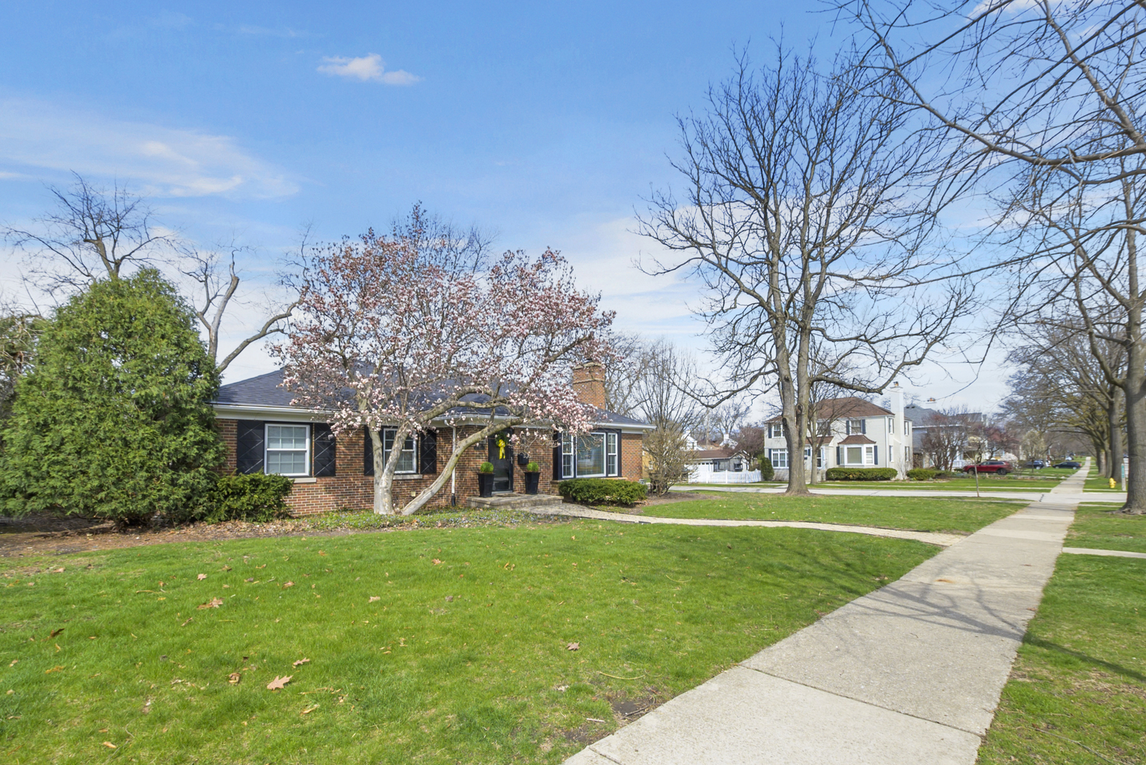 700 S Catherine Avenue