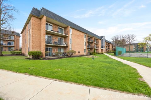 Photo of 1056 N Mill Street #201, Naperville, IL 60563 (MLS # 12610864)