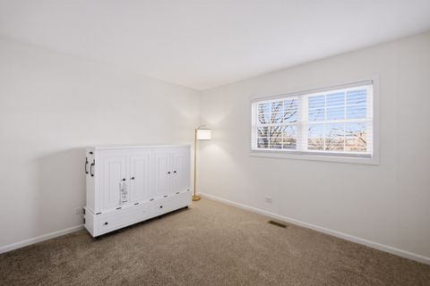 Tiny photo for 141 W ROBINHOOD Way #141, Bolingbrook, IL 60440 (MLS # 12579235)