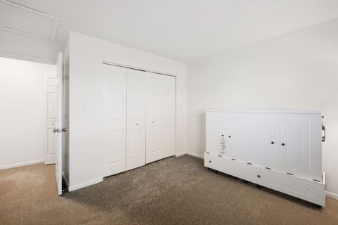 Tiny photo for 141 W ROBINHOOD Way #141, Bolingbrook, IL 60440 (MLS # 12579235)