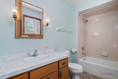 Tiny photo for 150 Lakewood Drive, Antioch, IL 60002 (MLS # 12557449)