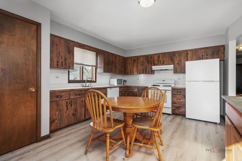 Tiny photo for 150 Lakewood Drive, Antioch, IL 60002 (MLS # 12557449)