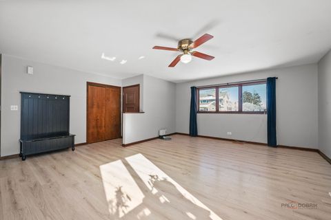 Tiny photo for 150 Lakewood Drive, Antioch, IL 60002 (MLS # 12557449)