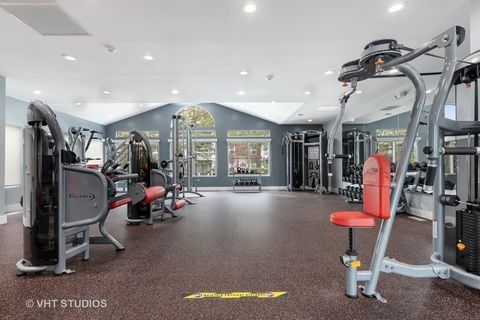 Tiny photo for 39 Kensington Circle #107, Wheaton, IL 60189 (MLS # 12524347)