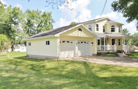 Tiny photo for 187 W Union Street, Seneca, IL 61360 (MLS # 12420452)