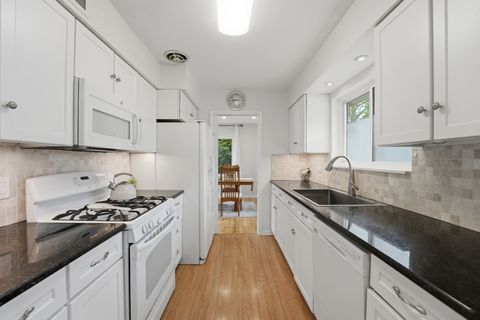 Tiny photo for 5 S Waterman Avenue, Arlington Heights, IL 60004 (MLS # 12684742)