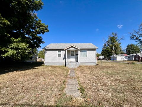 Photo of 304 W Jefferson Street, Arcola, IL 61910 (MLS # 12489524)