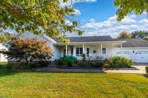 Tiny photo for 2705 Hickory Lane, Marion, IL 62959 (MLS # 12789742)