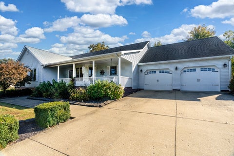 Tiny photo for 2705 Hickory Lane, Marion, IL 62959 (MLS # 12789742)