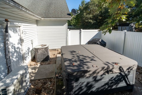 Tiny photo for 2705 Hickory Lane, Marion, IL 62959 (MLS # 12789742)