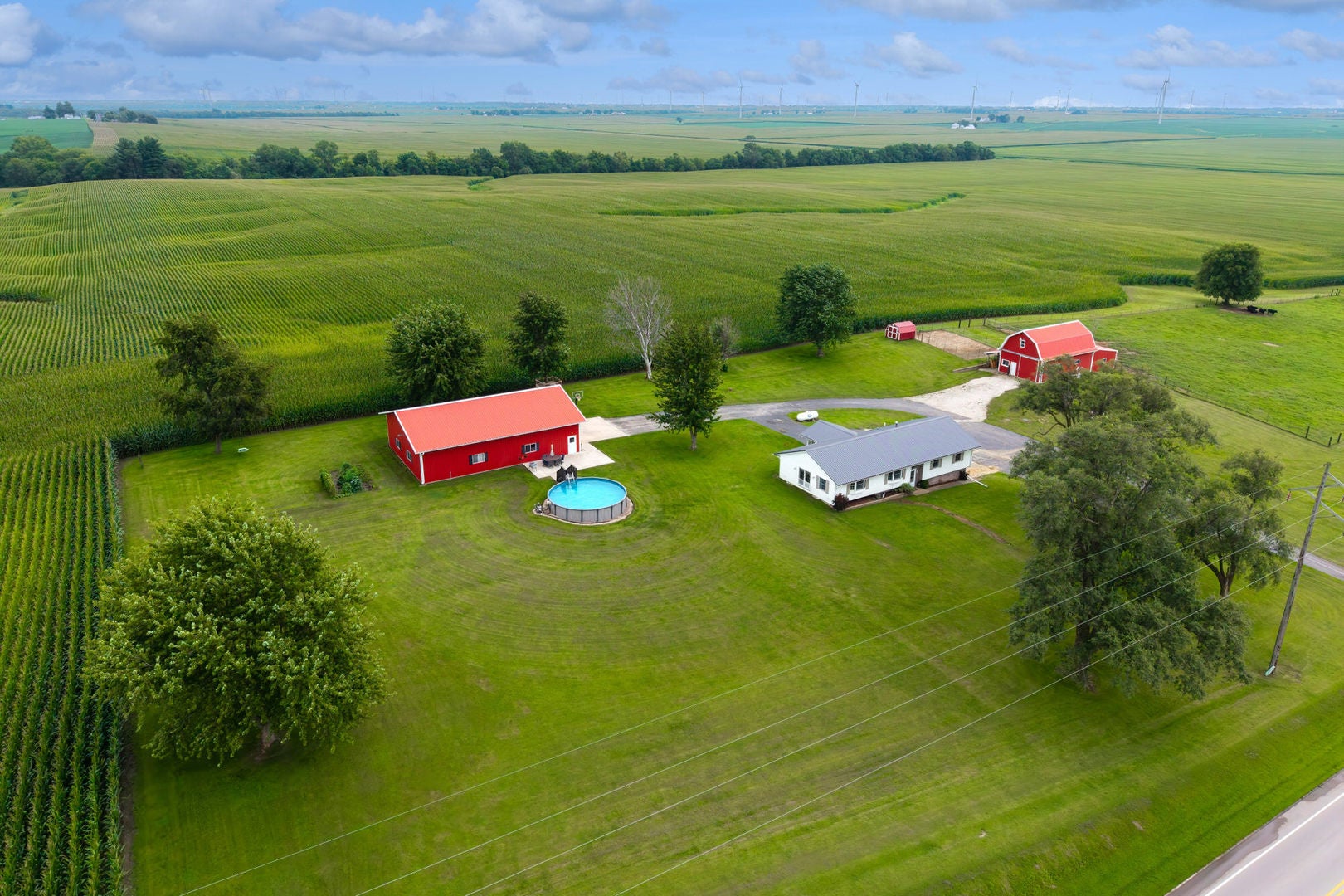 8958 IL Hwy 82