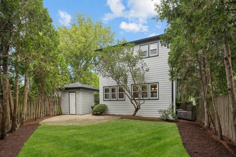 Tiny photo for 565 Ryan Place, Lake Forest, IL 60045 (MLS # 12652619)