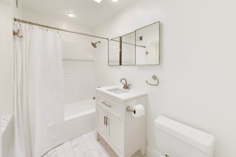 Tiny photo for 454 W Lageschulte Street, Barrington, IL 60010 (MLS # 12752884)