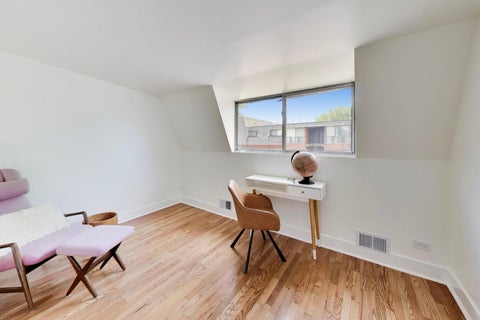 Tiny photo for 454 W Lageschulte Street, Barrington, IL 60010 (MLS # 12752884)