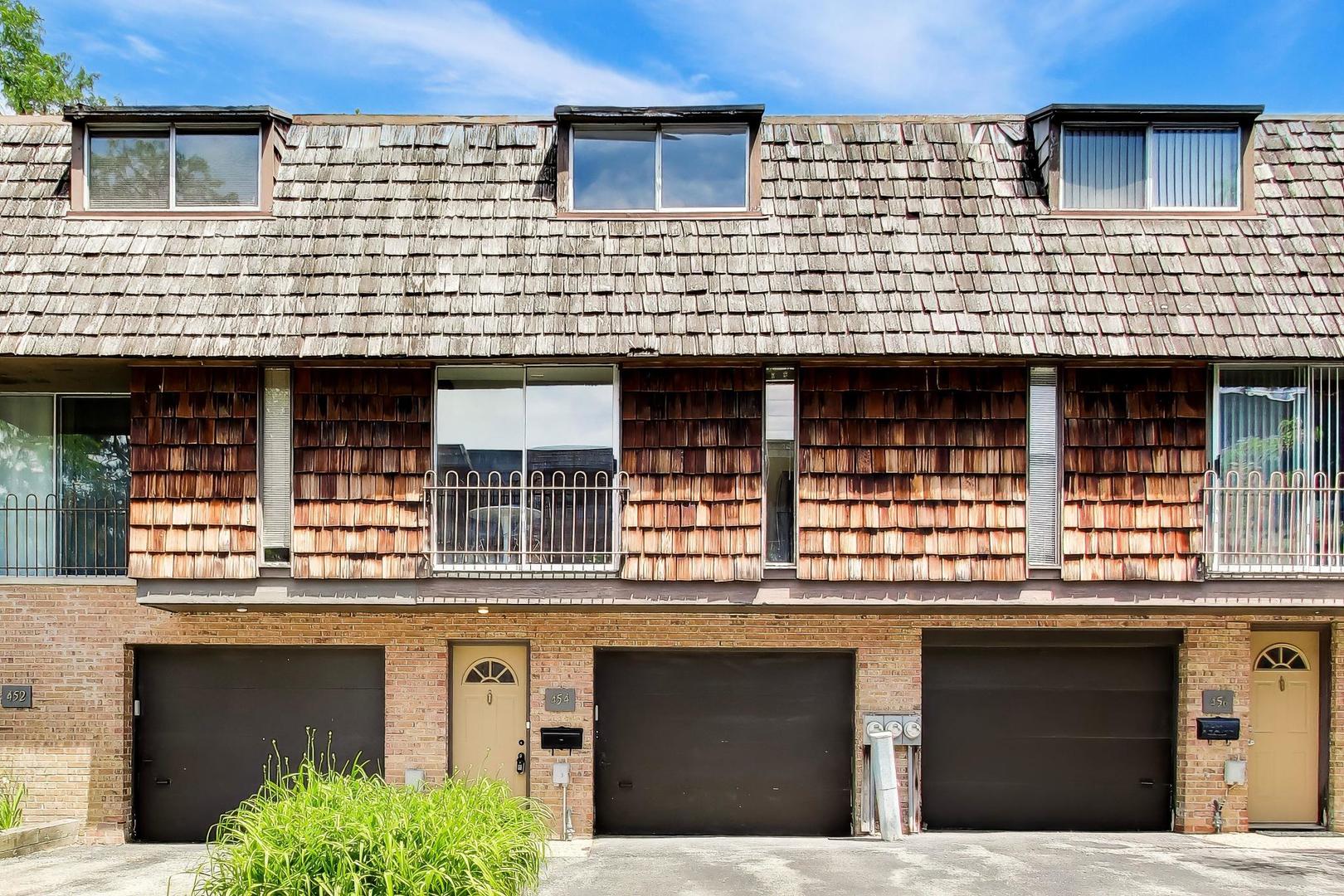 454 W Lageschulte Street