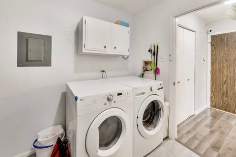 Tiny photo for 1264 WILLIAMSBURG Drive #D1, Schaumburg, IL 60193 (MLS # 12658385)