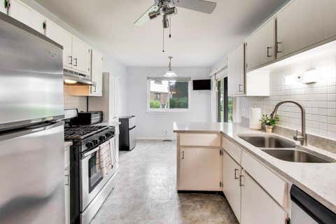 Tiny photo for 1264 WILLIAMSBURG Drive #D1, Schaumburg, IL 60193 (MLS # 12658385)