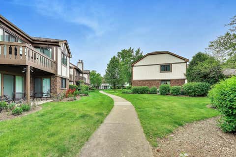 Tiny photo for 1264 WILLIAMSBURG Drive #D1, Schaumburg, IL 60193 (MLS # 12658385)