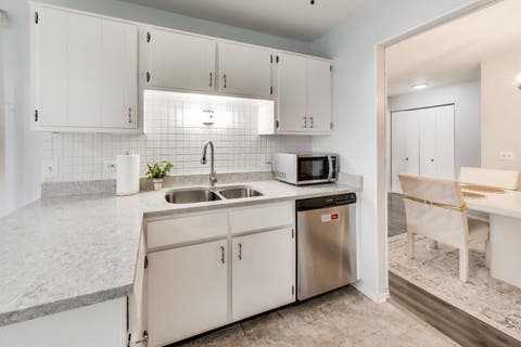 Tiny photo for 1264 WILLIAMSBURG Drive #D1, Schaumburg, IL 60193 (MLS # 12658385)