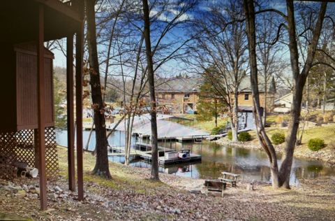 Tiny photo for 565 Lakeshore Drive N, Goreville, IL 62939 (MLS # 12572862)