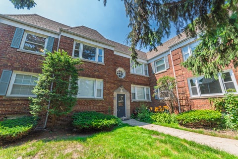 Photo of 10518 S Artesian Avenue #2S, Chicago, IL 60655 (MLS # 12707311)