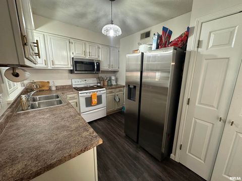 Tiny photo for 1307 CHARLES Street, Carterville, IL 62918 (MLS # EB460237)